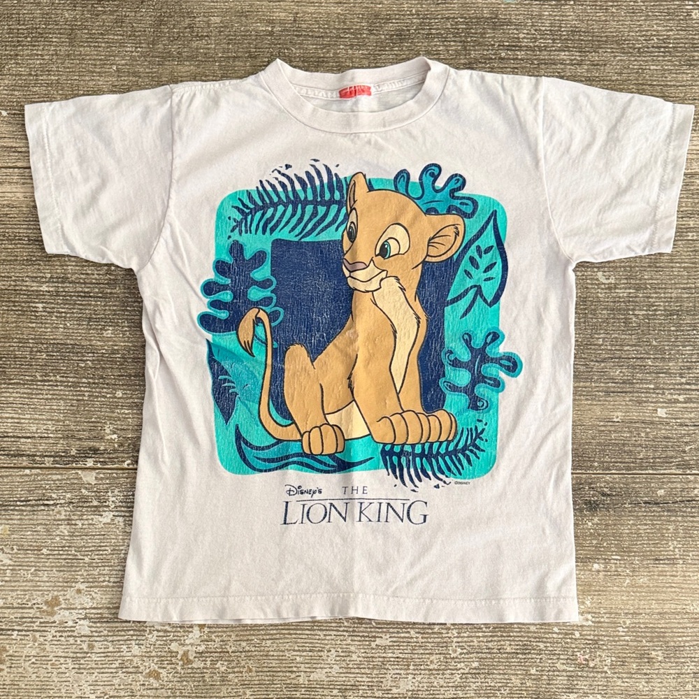 Disney vintage Lion King Napa graphic t-shirt